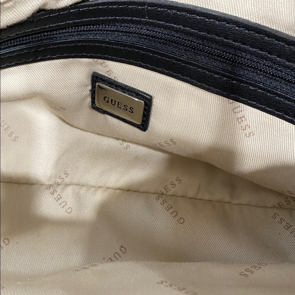 GUESS Black Women's Handbag - Picture 13 of 16